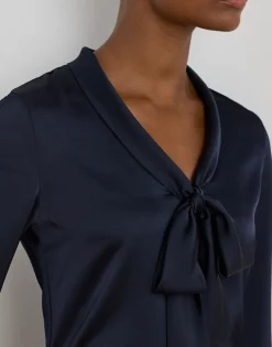 Discount Satin Charmeuse Tie-Neck Blouse Dame Bluser & Skjorter