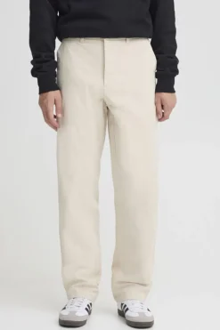 !Solid Jeans><noscript><img width=