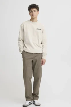 !Solid Jeans><noscript><img width=