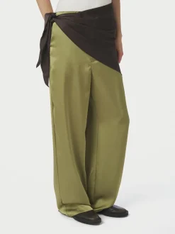 Serina Heavy Sateen Big Scarf-Neo Noir Clearance