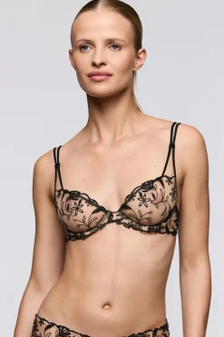 Dame Sarda Sexet Lingeri|Bh'Er>Shay plunge bh