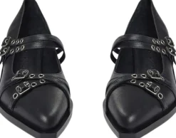 Shoe-Sofie Schnoor New