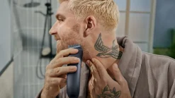 Skægtrimning med metalskær-Philips Sale