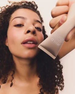 Hot SKIN TINT MOISTURISER SPF15 Ansigt|Solpleje