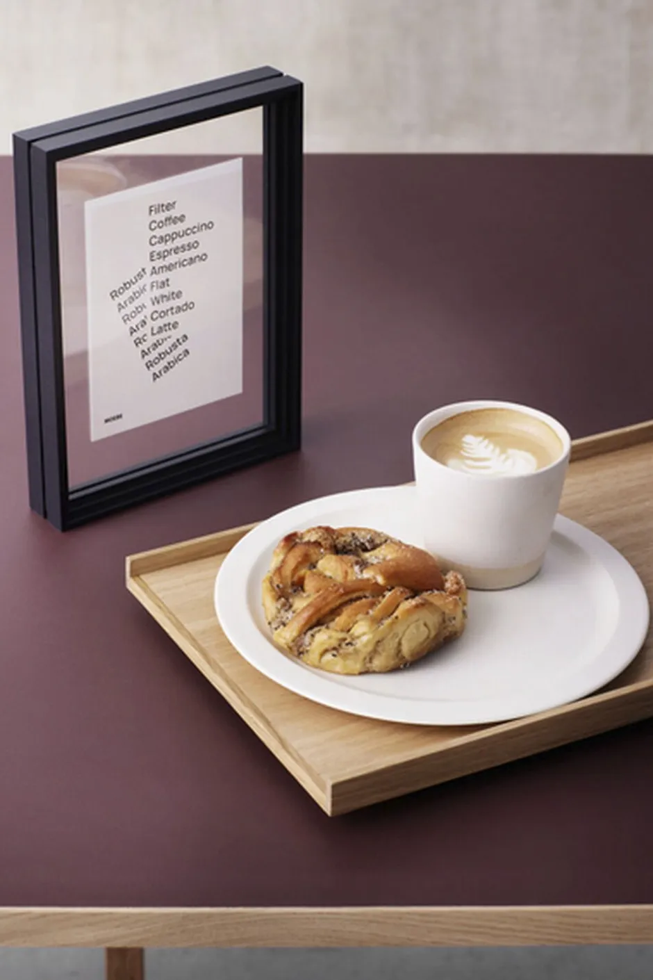 Hot Standing Frame A5 Black Plakater & Rammer