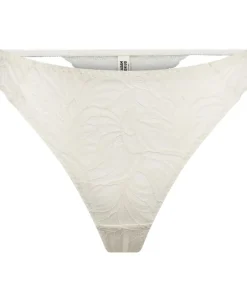 STRINGS - Frio 3-Magasin du Nord Collection Best