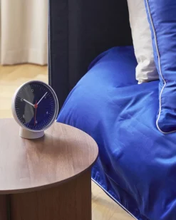 Outlet Table Clock-White_ Ure & Vejrstationer