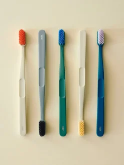 Discount Tann Toothbrush-Ocean blue and lavender Mund- Og Tandpleje