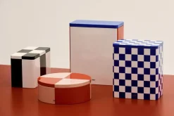 Tin Container-Round-Red and soft pi-Hay New