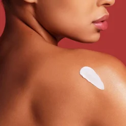 Ole Henriksen Kropspleje><noscript><img width=