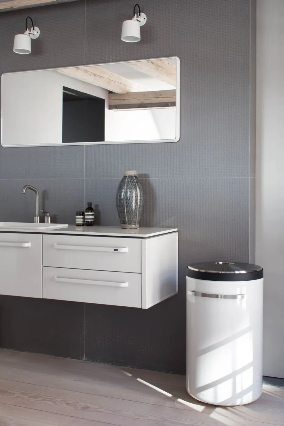 441 vasketøjskurv 75 l.-Vipp Discount